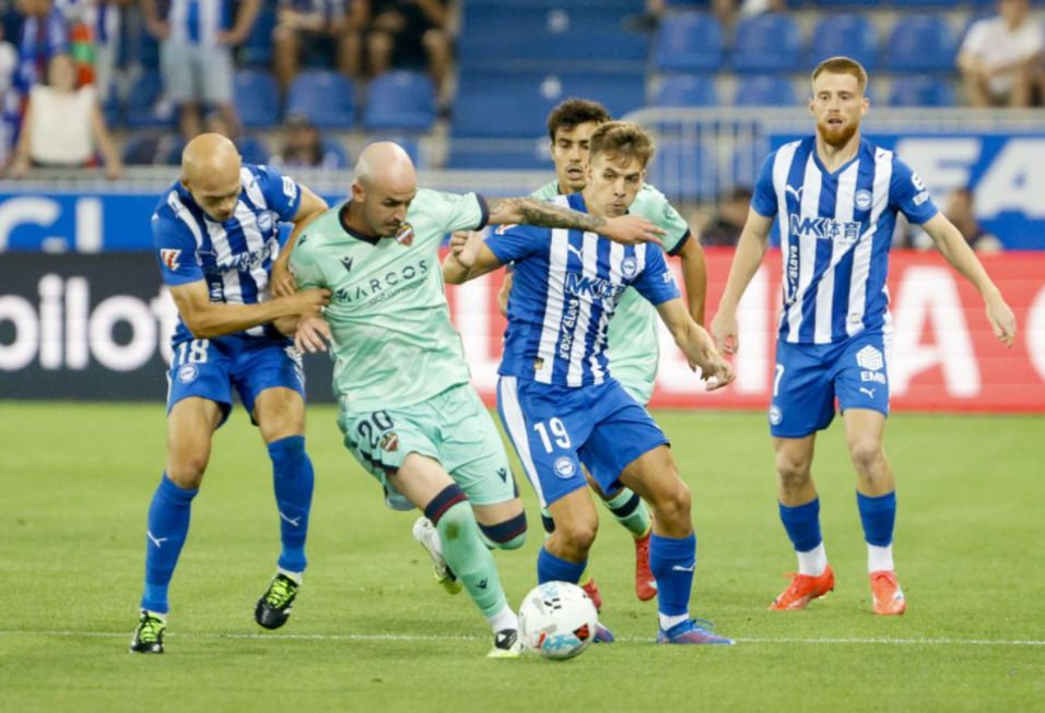Alavés vs Levante (02:30 – 17/08) | Xem lại trận đấu