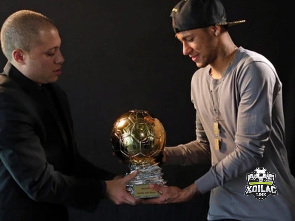 neymar-chua-tung-gianh-qua-bong-vang