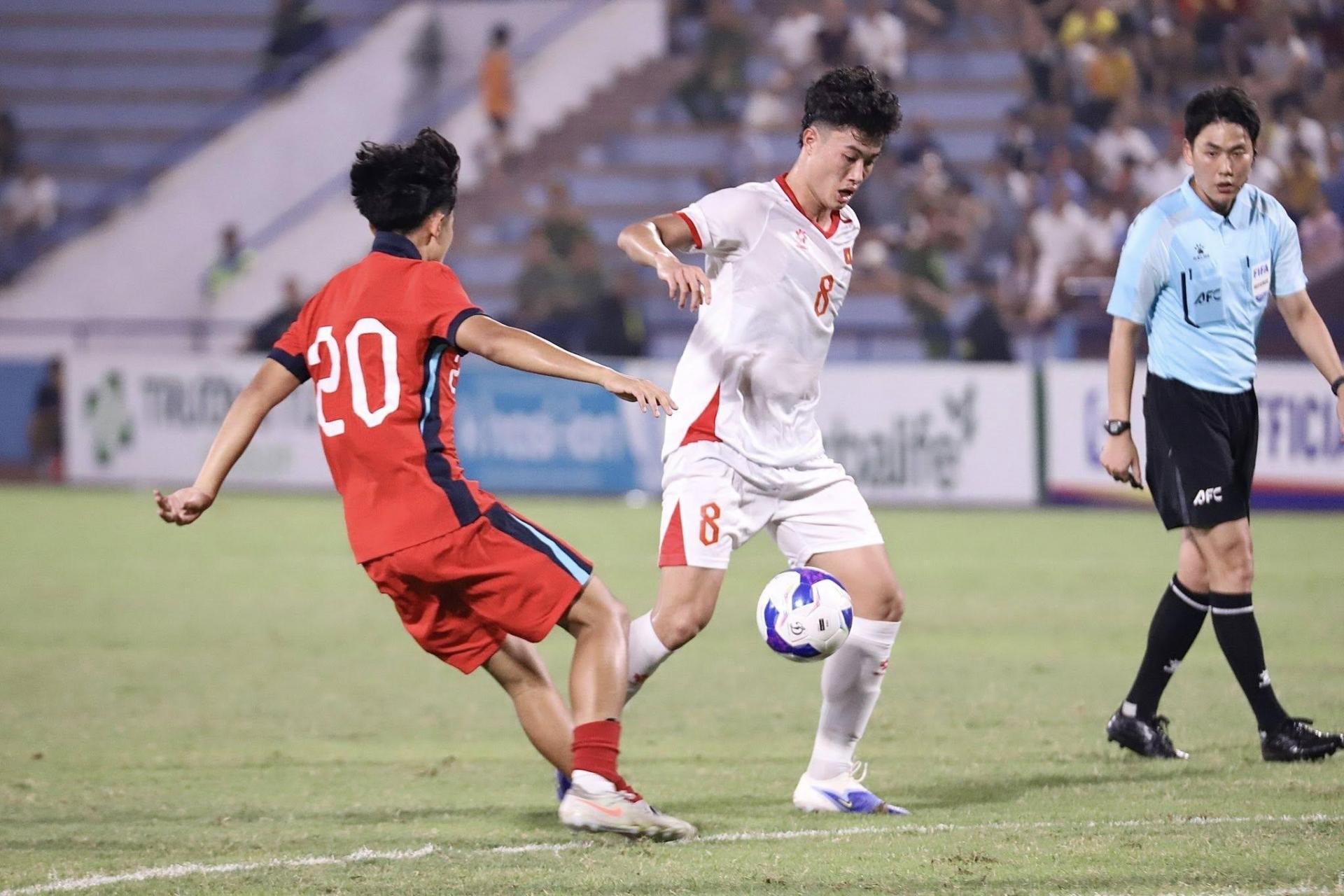 Văn Trường có nguy cơ lỡ hẹn với SEA Games 33 vì chấn thương