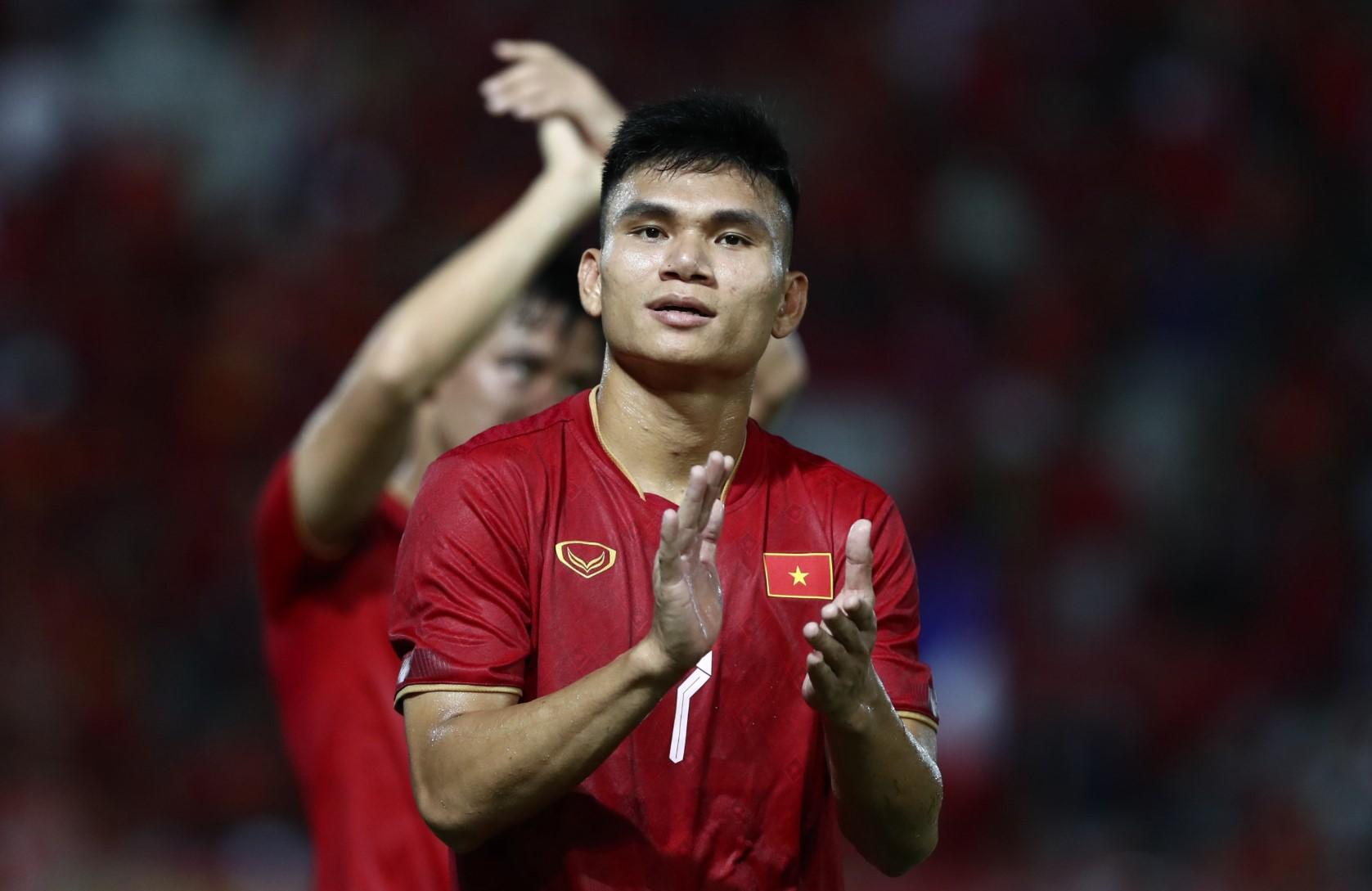 Xuân Mạnh khẳng định toàn đội đang có tinh thần tốt và thể lực ổn định trước trận gặp Lào