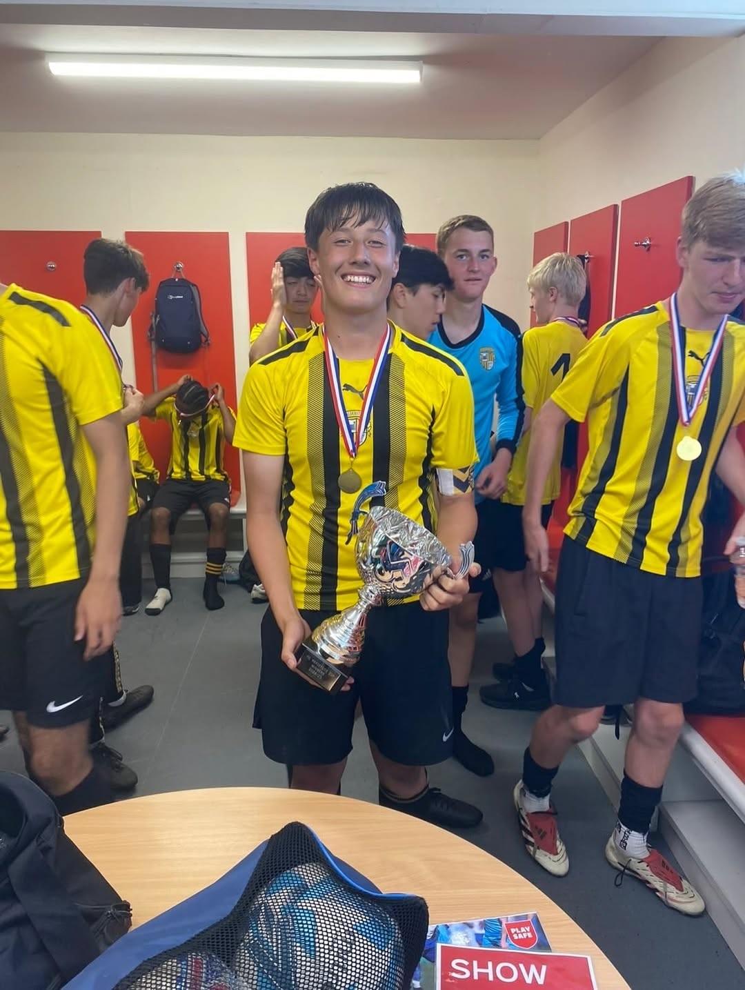 Oliver Gok-Phum Williams có thể trở thành sự bổ sung lý tưởng cho các cấp độ ĐT Việt Nam trong tương lai.